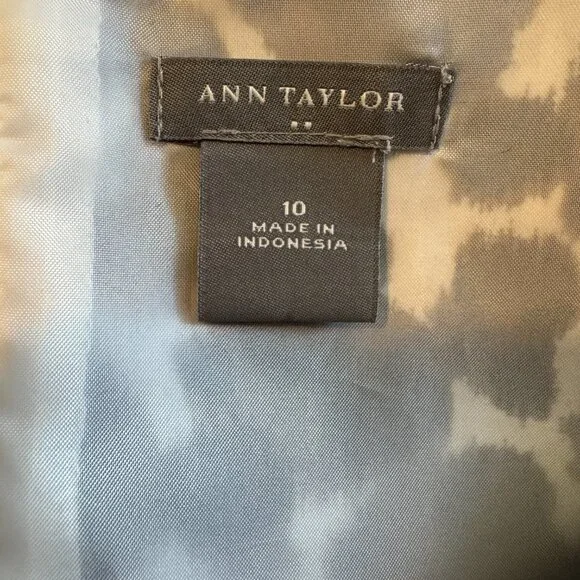 Ann Taylor classic sheath dress size 10 - Picture 4 of 4